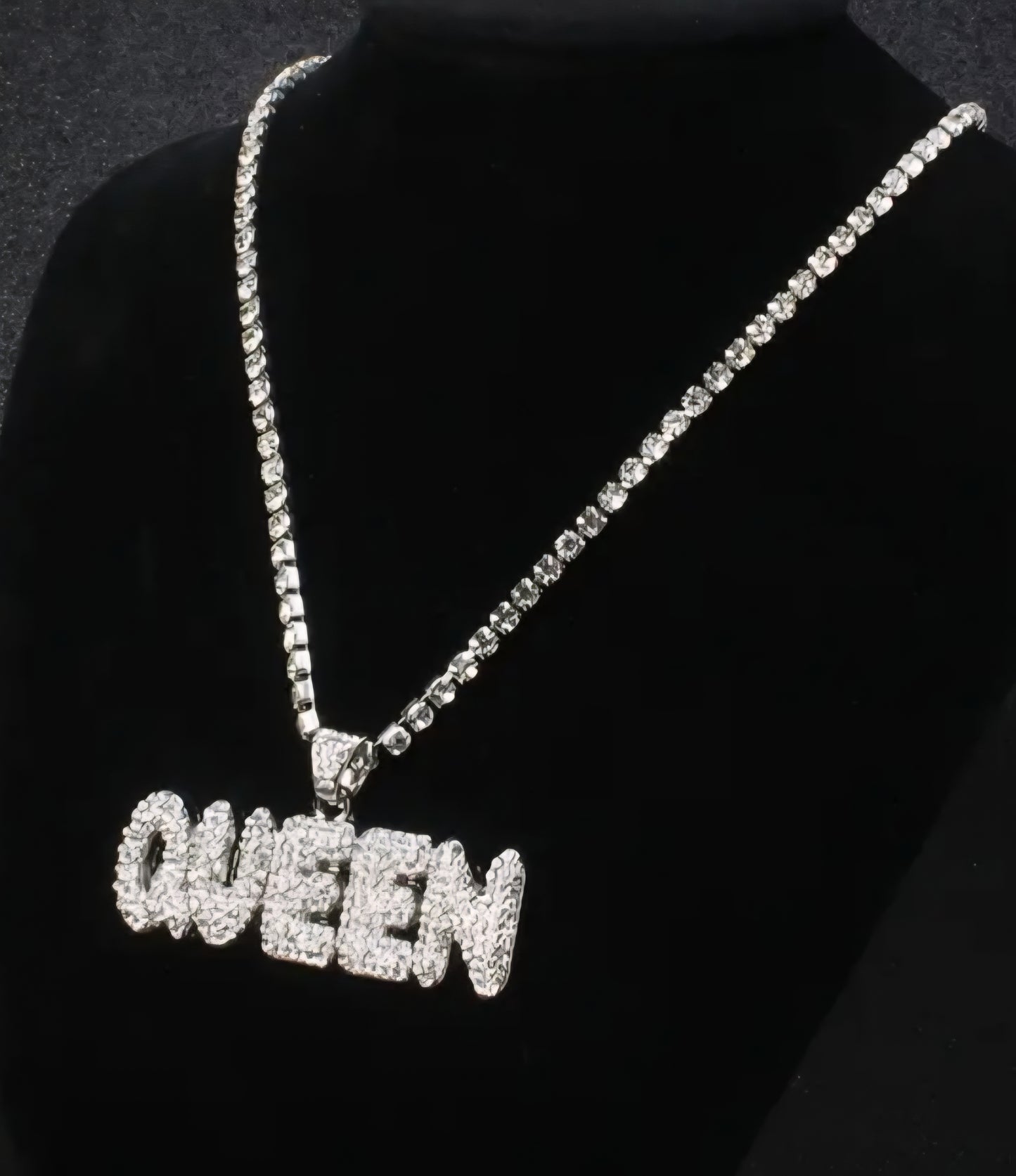 QUEEN Pendant Necklace