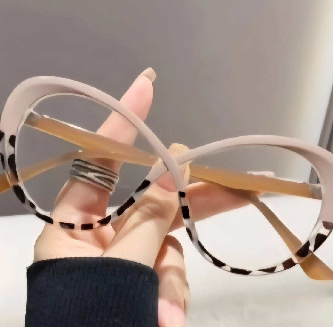 Around And Round Glasses **Not Prescription