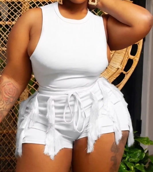 Let’s Tassel Short Set